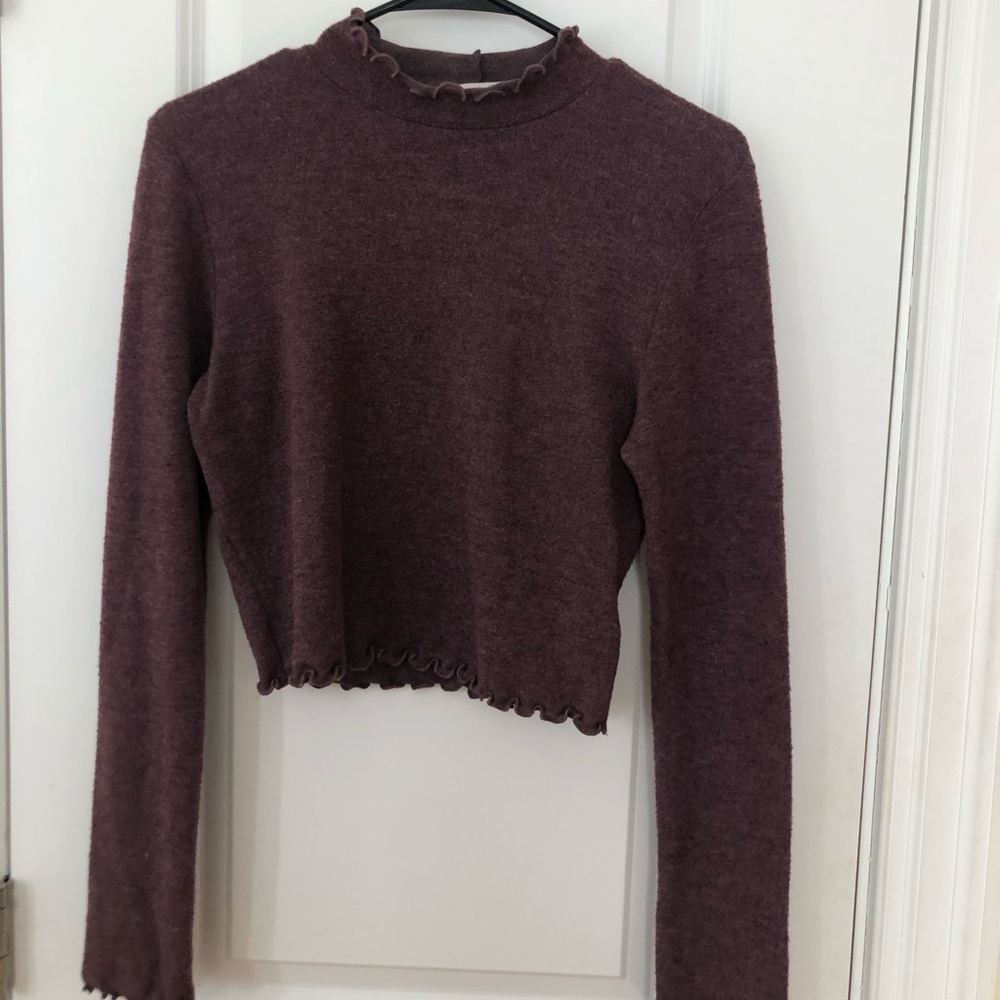 UO Cropped Mock Neck
